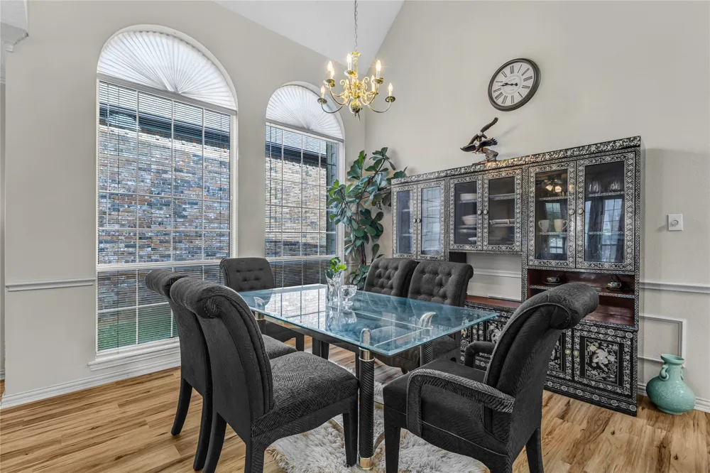 4105 Crest Ridge Drive Irving, TX 75061