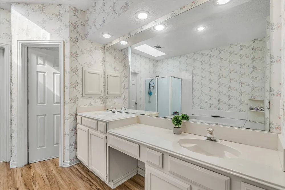 4105 Crest Ridge Drive Irving, TX 75061