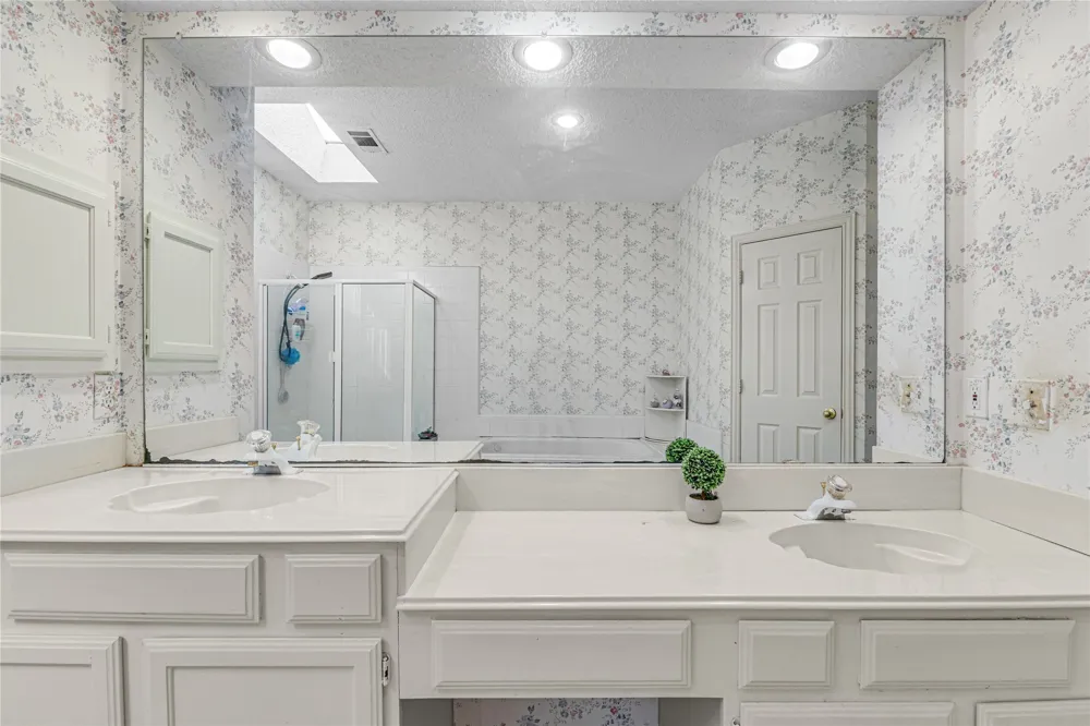 4105 Crest Ridge Drive Irving, TX 75061