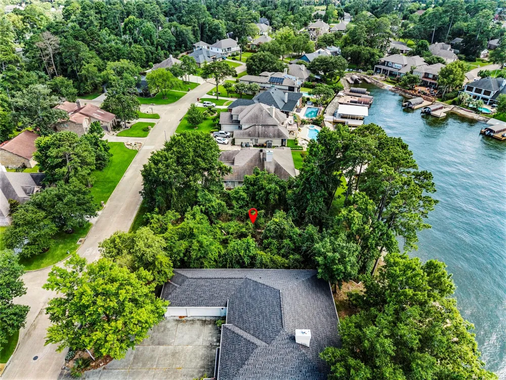 3511 Brookhaven Drive Montgomery, TX 77356