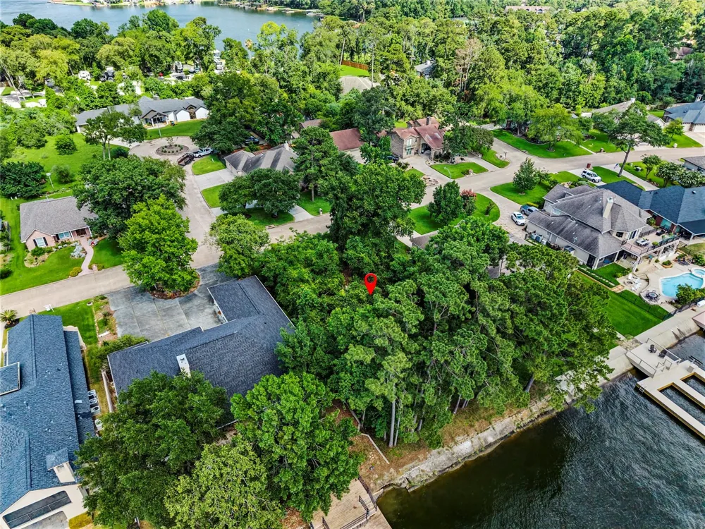 3511 Brookhaven Drive Montgomery, TX 77356
