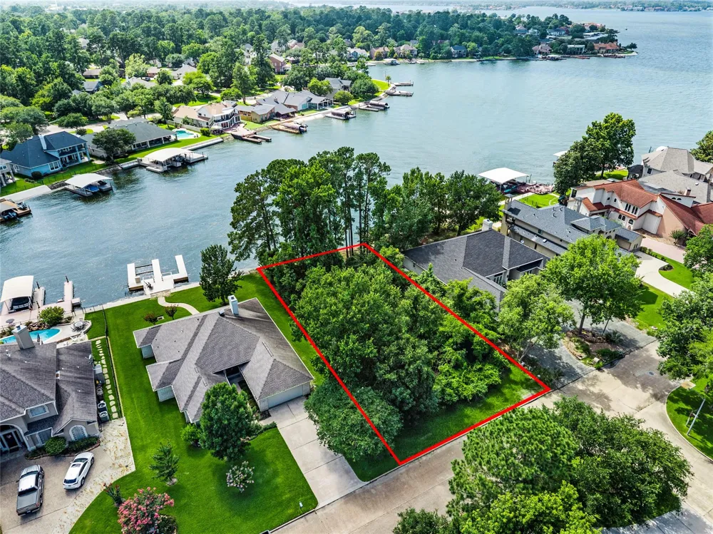 3511 Brookhaven Drive Montgomery, TX 77356