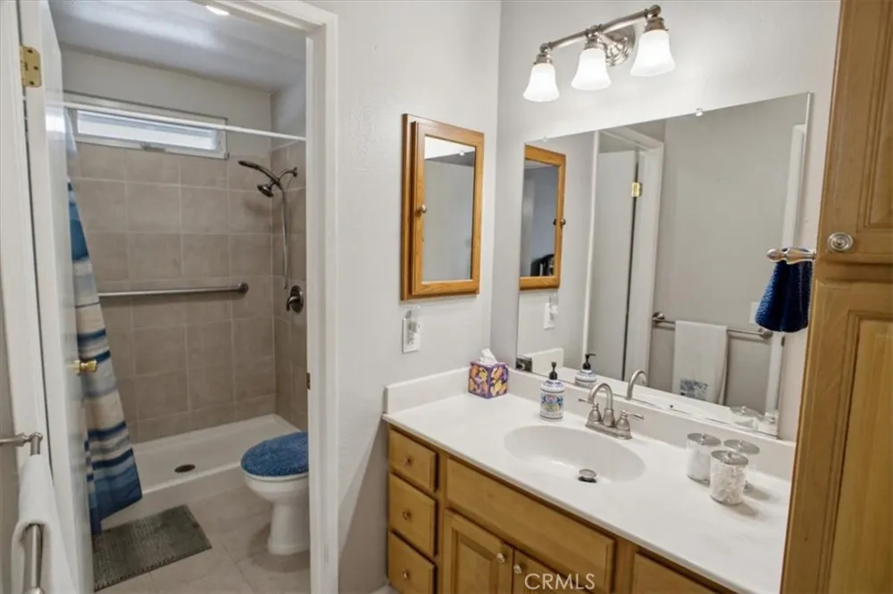 25097 Green Mill Avenue Newhall, CA 91321