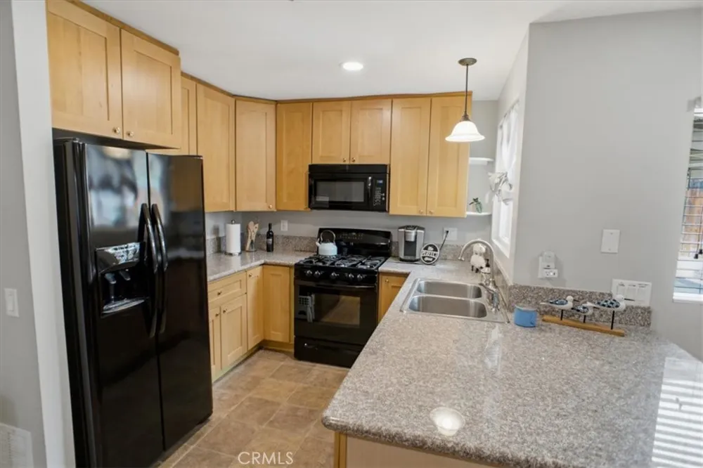 25097 Green Mill Avenue Newhall, CA 91321