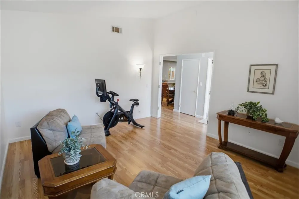 25097 Green Mill Avenue Newhall, CA 91321