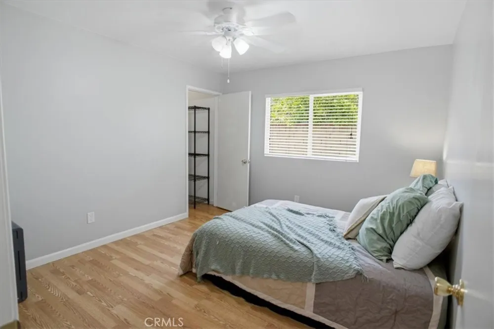 25097 Green Mill Avenue Newhall, CA 91321