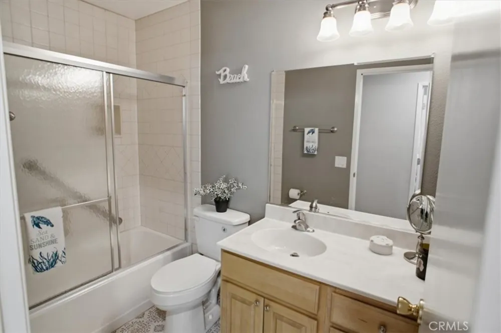 25097 Green Mill Avenue Newhall, CA 91321