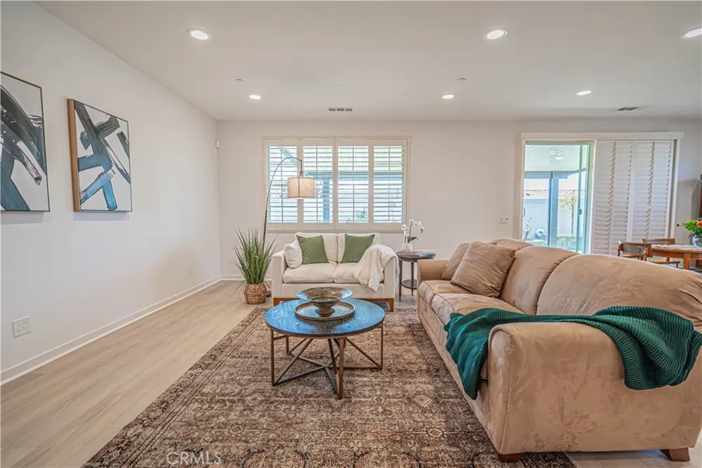 28824 Rise Court Canyon Country, CA 91350