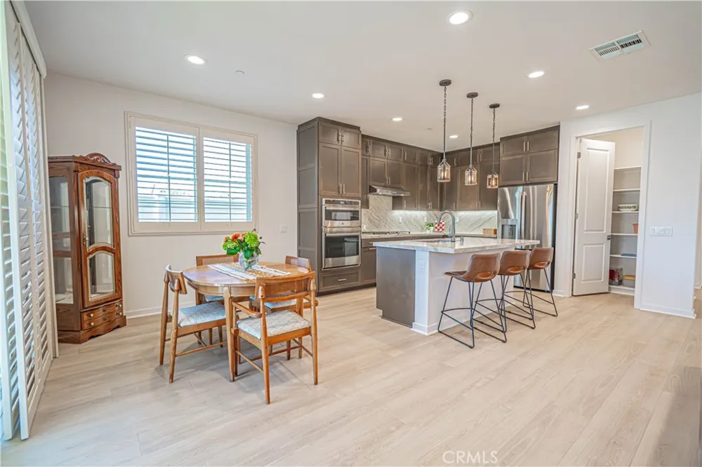 28824 Rise Court Canyon Country, CA 91350