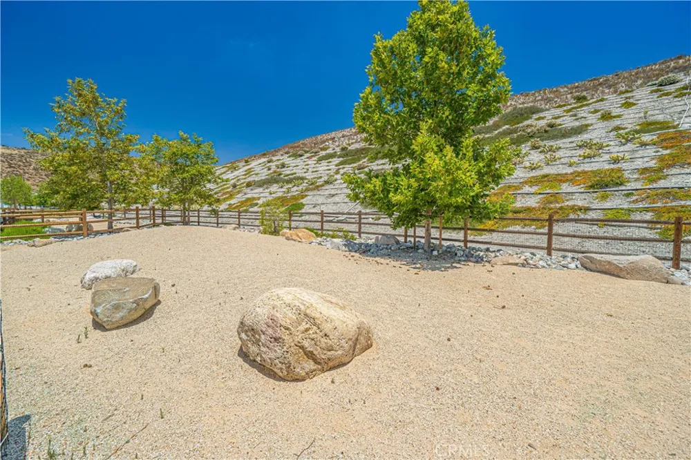 28824 Rise Court Canyon Country, CA 91350