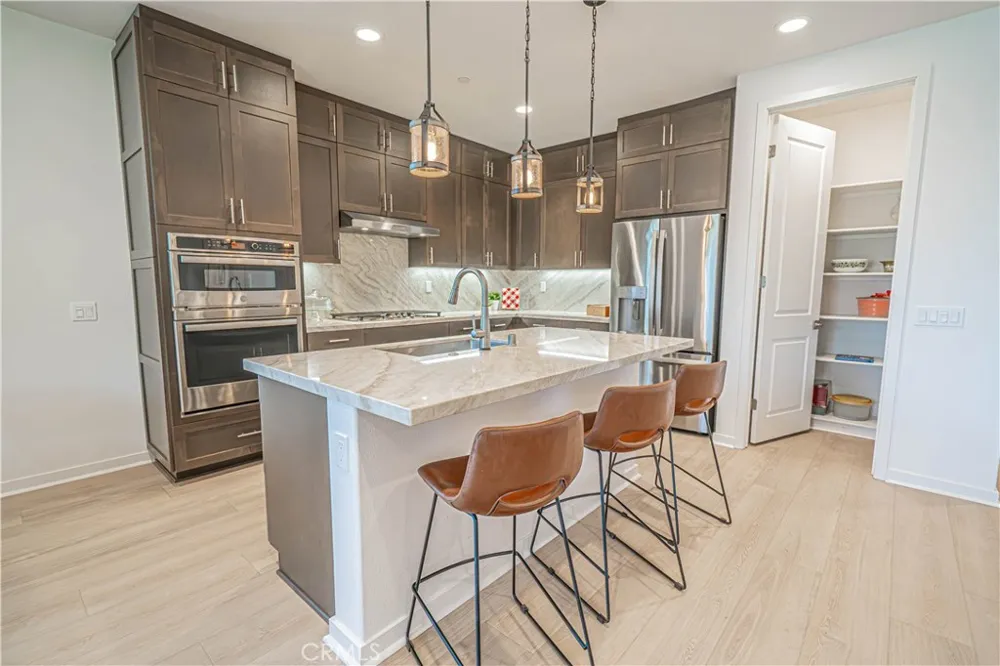 28824 Rise Court Canyon Country, CA 91350