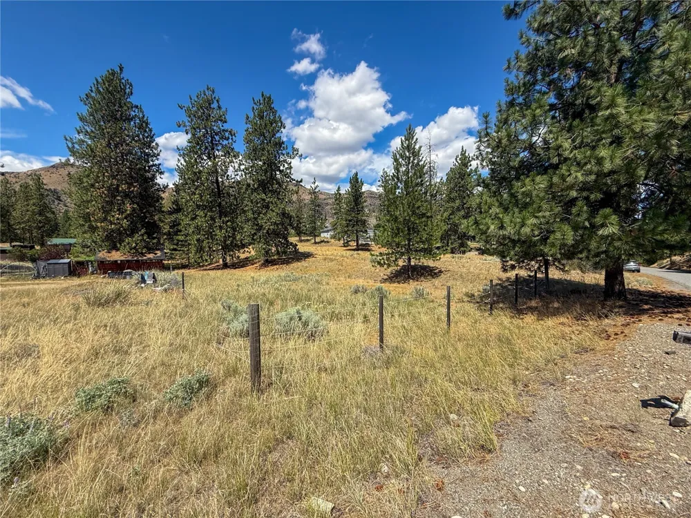 113 Crumbacher Road Tonasket, WA 98855