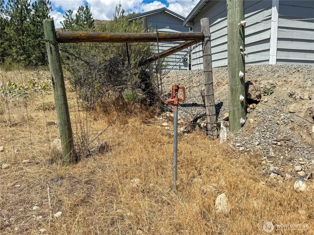 113 Crumbacher Road Tonasket, WA 98855