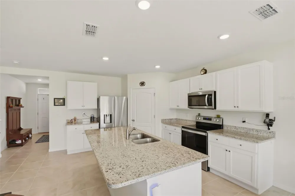 33428 COUNTRY HOUSE DRIVE Sorrento, FL 32776