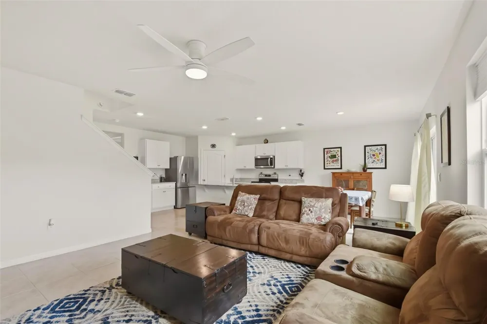 33428 COUNTRY HOUSE DRIVE Sorrento, FL 32776