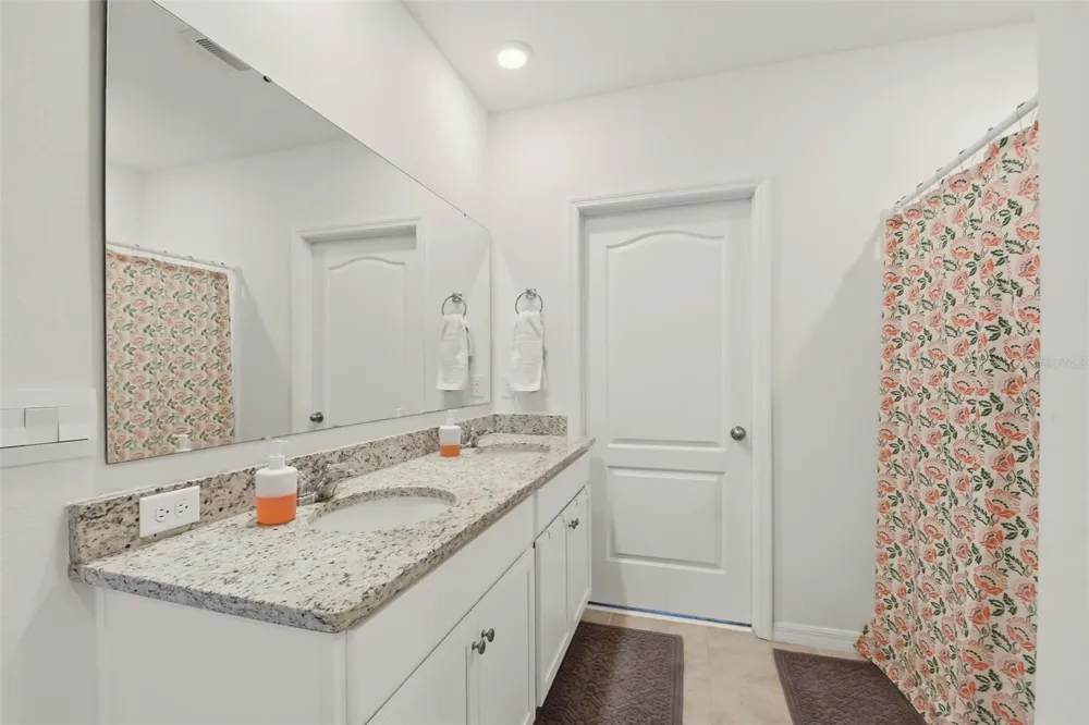 33428 COUNTRY HOUSE DRIVE Sorrento, FL 32776