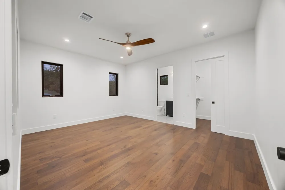 4304 Shoalwood Avenue Austin, TX 78756