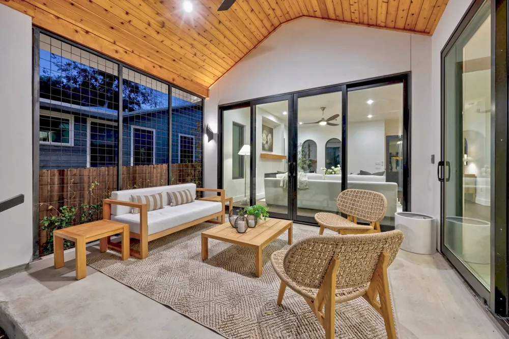 4304 Shoalwood Avenue Austin, TX 78756
