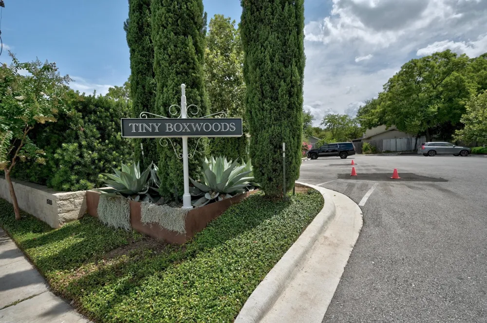4304 Shoalwood Avenue Austin, TX 78756