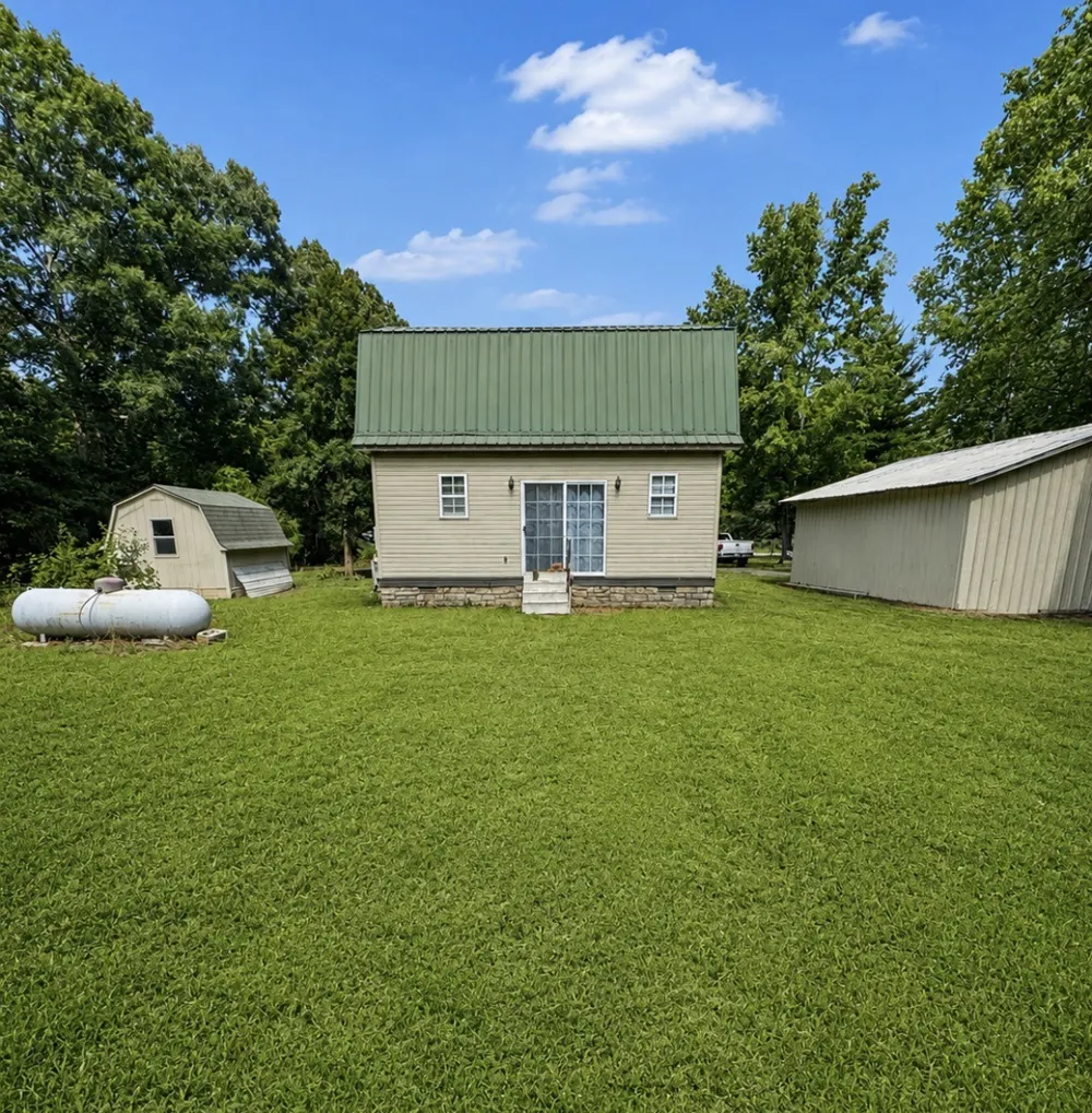 166 Allie Boynton Dr Manchester, TN 37355