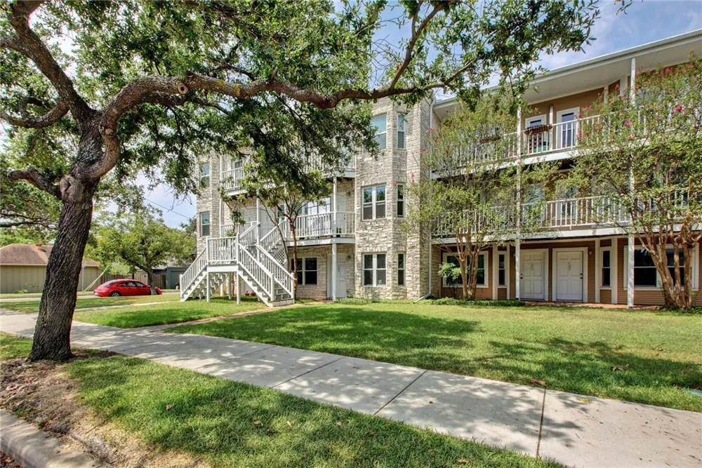 3400 Speedway #202 Austin, TX 78705