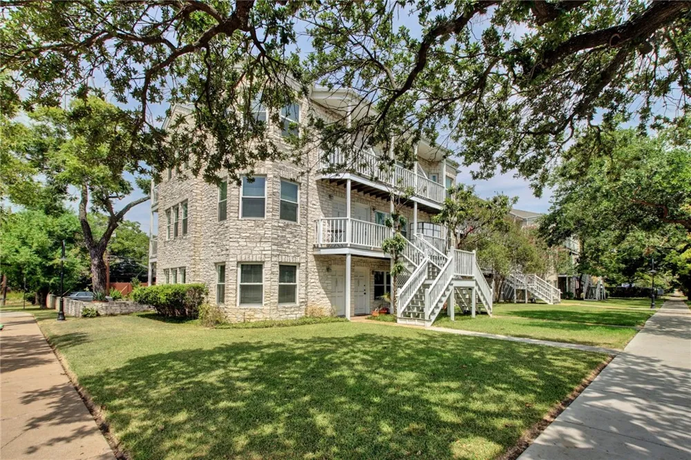 3400 Speedway #202 Austin, TX 78705