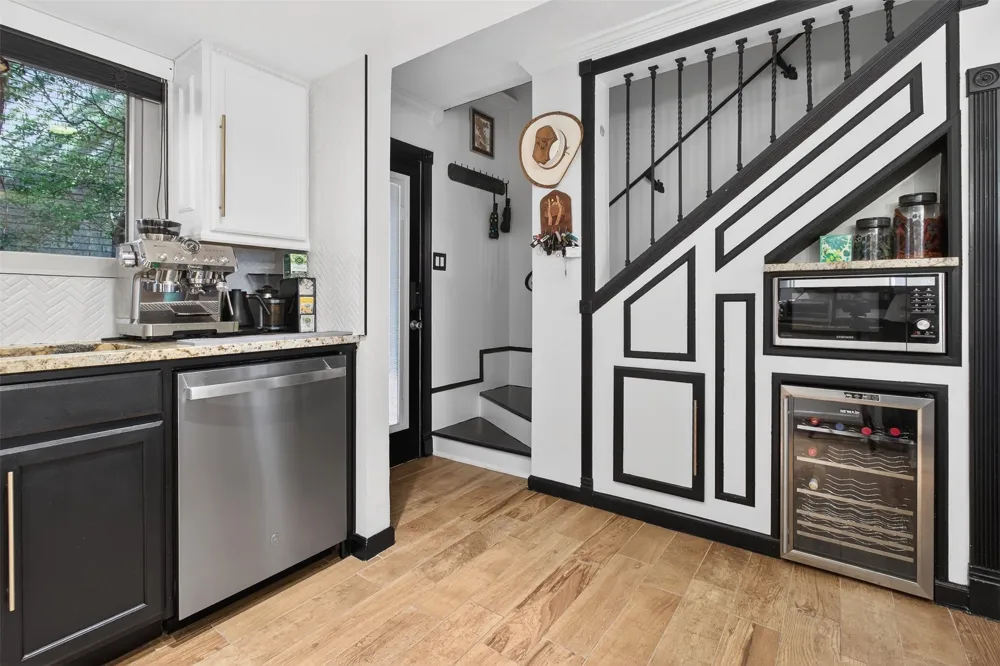 2702 Douglas Avenue #126 Dallas, TX 75219