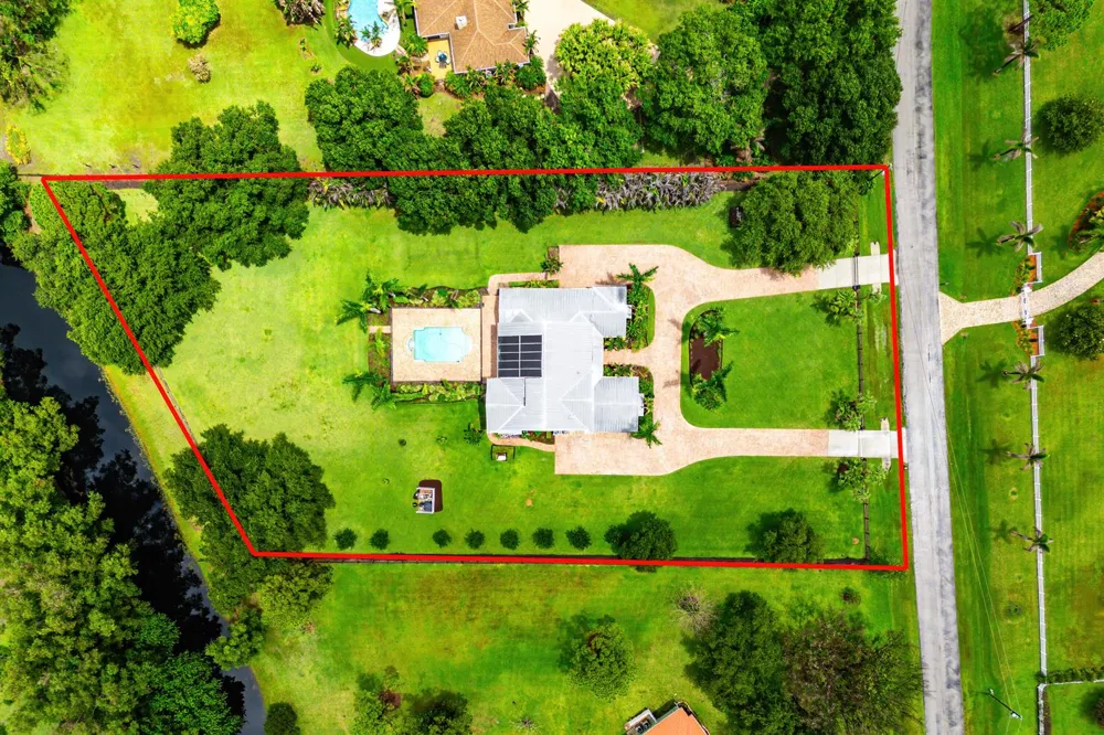 2952 SW Buena Vista Drive Palm City, FL 34990