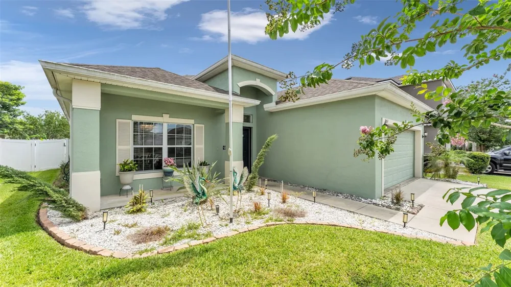 1053 KRENSON WOODS ROAD Lakeland, FL 33813