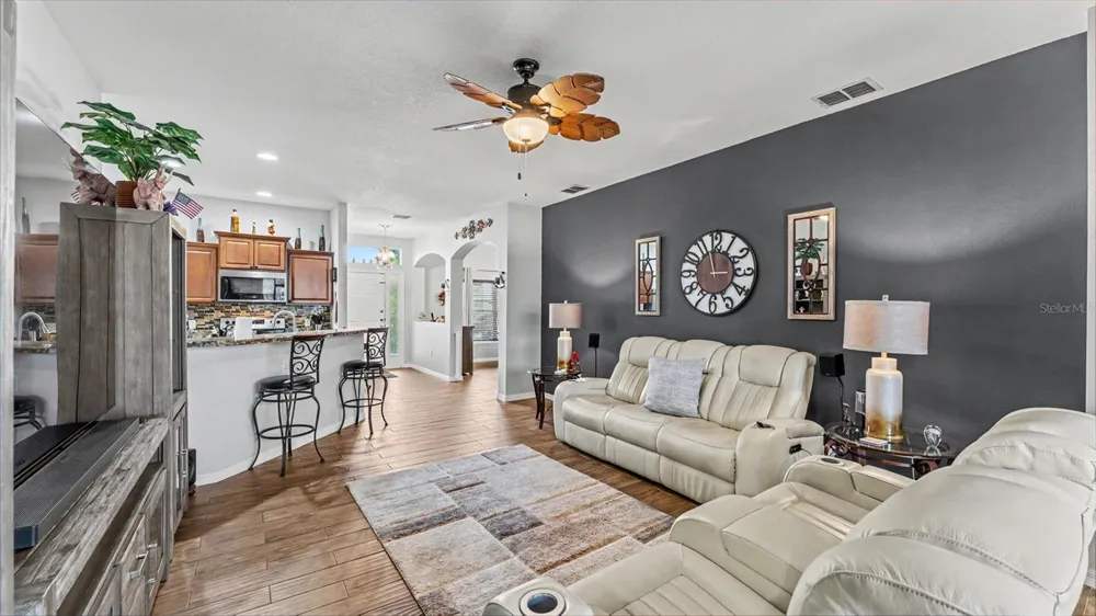 1053 KRENSON WOODS ROAD Lakeland, FL 33813
