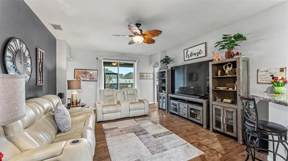 1053 KRENSON WOODS ROAD Lakeland, FL 33813