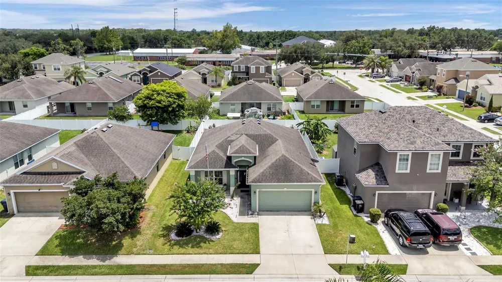 1053 KRENSON WOODS ROAD Lakeland, FL 33813