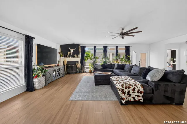 26030 STARLING HL San Antonio, TX 78260