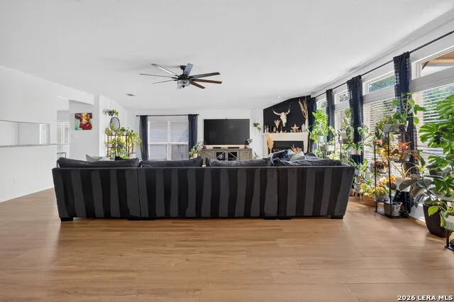 26030 STARLING HL San Antonio, TX 78260