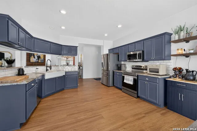 26030 STARLING HL San Antonio, TX 78260