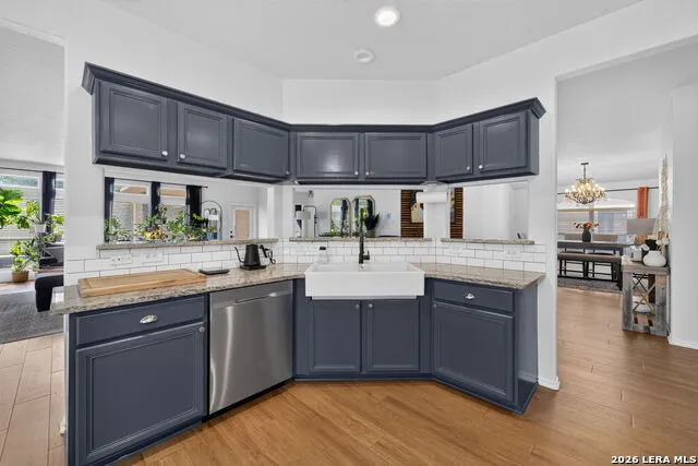 26030 STARLING HL San Antonio, TX 78260