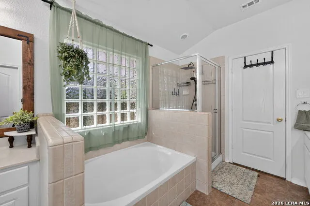 26030 STARLING HL San Antonio, TX 78260