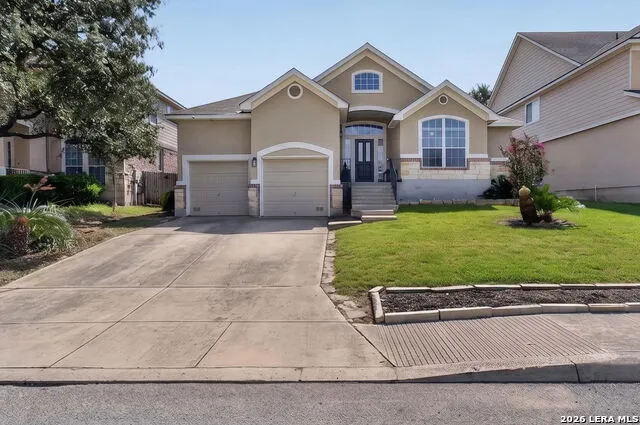 26030 STARLING HL San Antonio, TX 78260