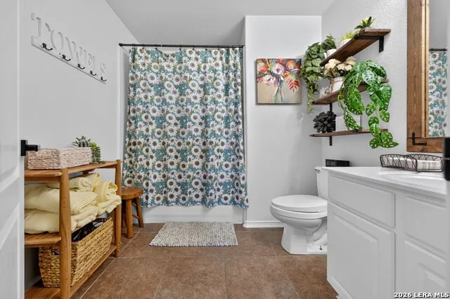 26030 STARLING HL San Antonio, TX 78260