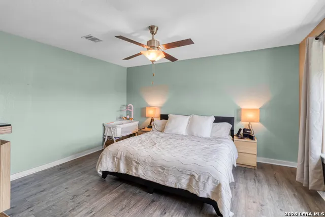 5114 WELLS PARK Marion, TX 78124