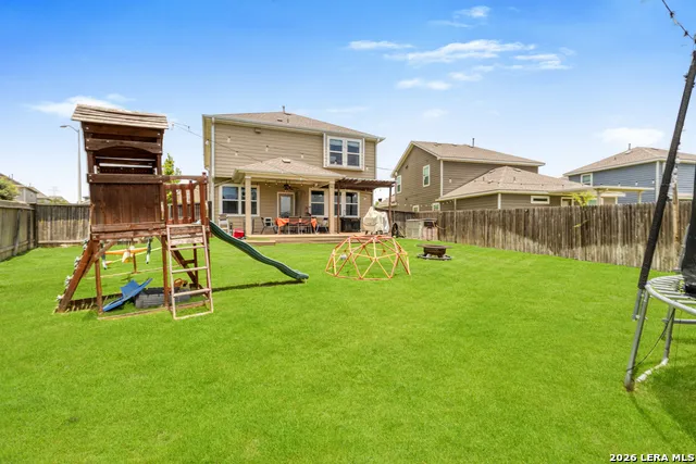 5114 WELLS PARK Marion, TX 78124