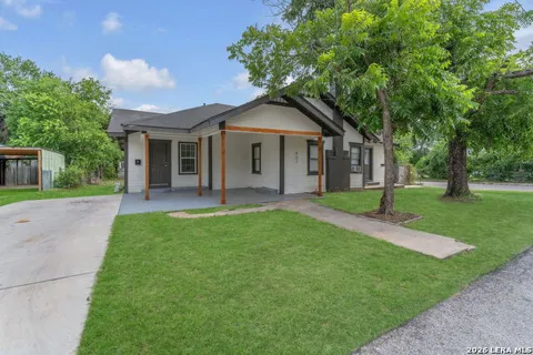 402 ADA ST Unit 1