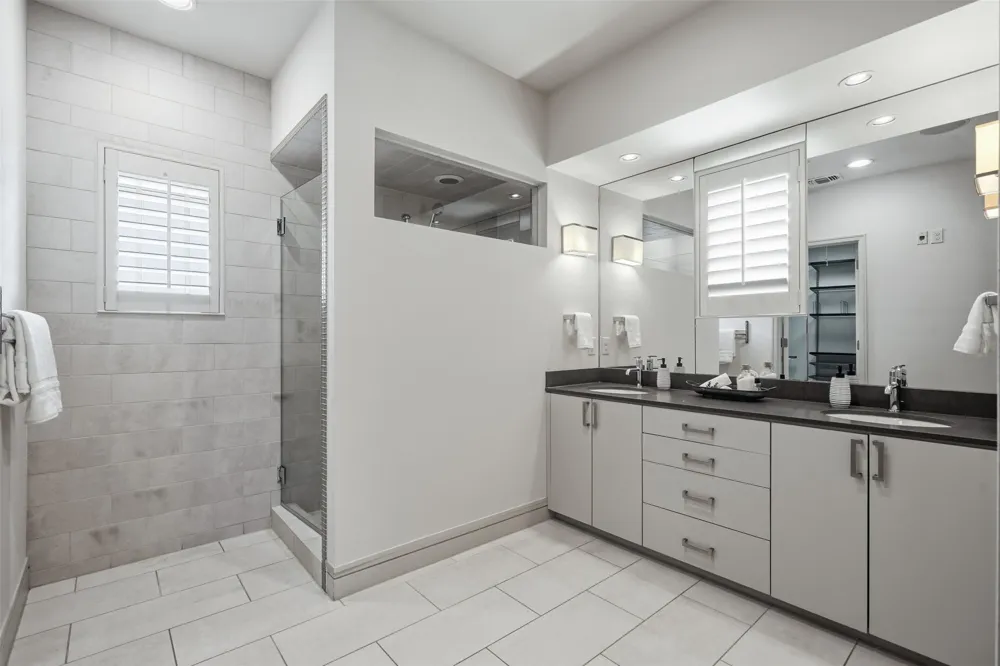 5211 Miller Avenue Dallas, TX 75206
