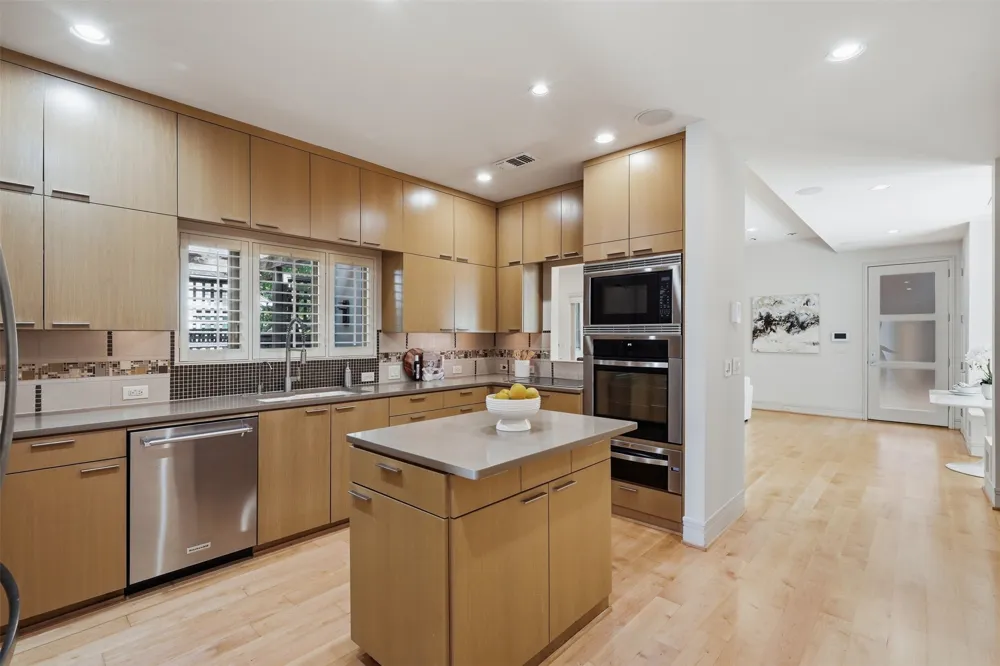 5211 Miller Avenue Dallas, TX 75206