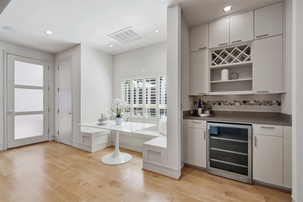 5211 Miller Avenue Dallas, TX 75206