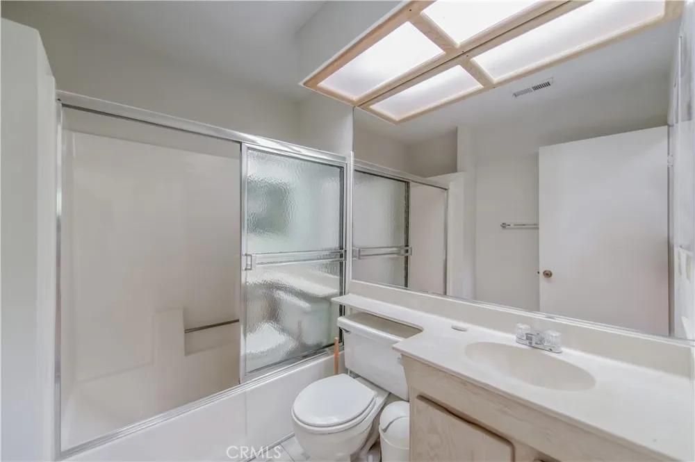 13635 Palm Street Cerritos, CA 90703