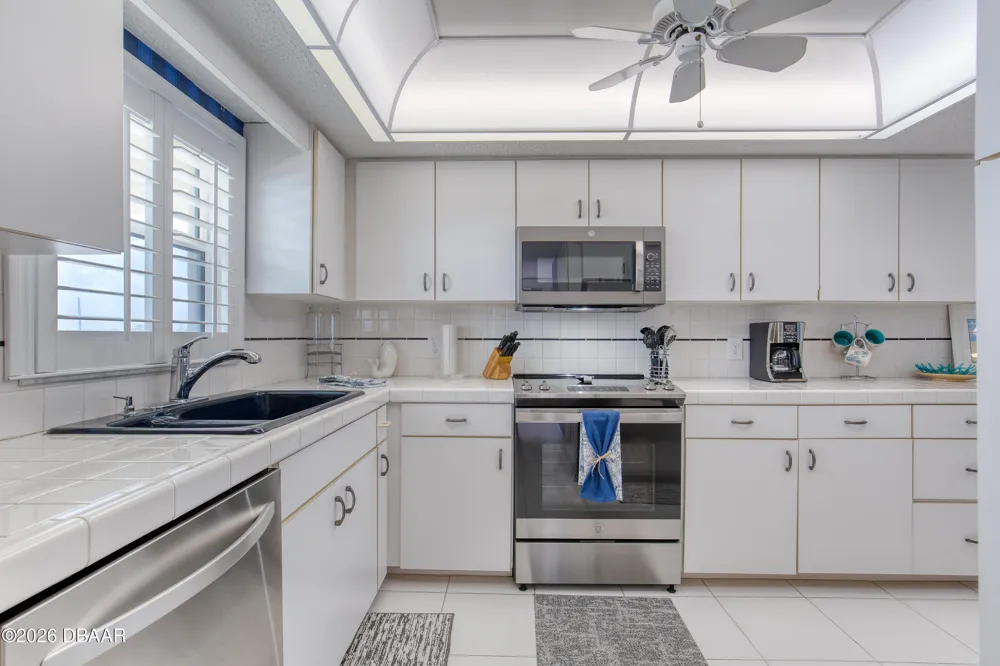 2290 Ocean Shore Boulevard #207 Ormond Beach, FL 32176