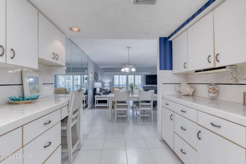 2290 Ocean Shore Boulevard #207 Ormond Beach, FL 32176