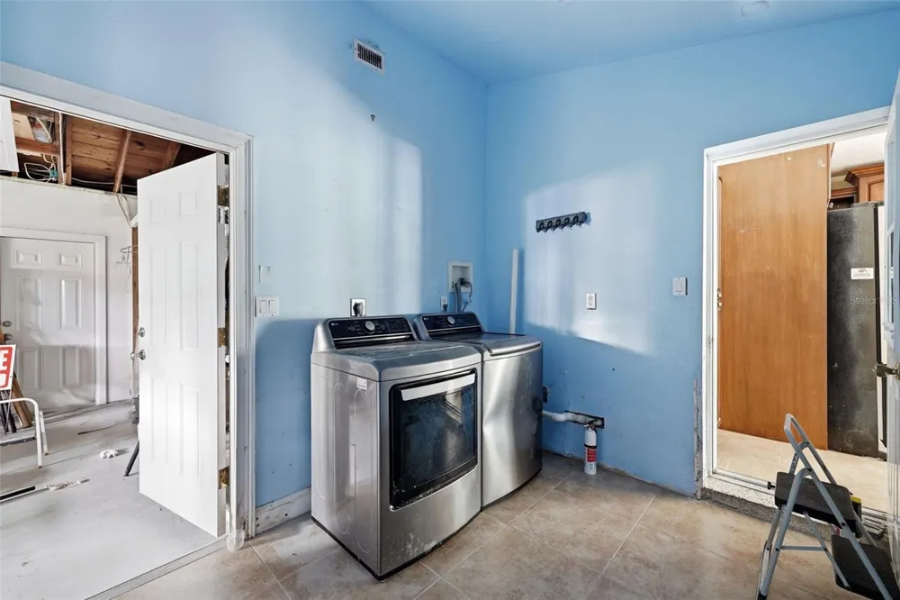 16115 4TH STREET E Redington Beach, FL 33708