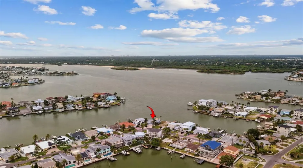 16115 4TH STREET E Redington Beach, FL 33708